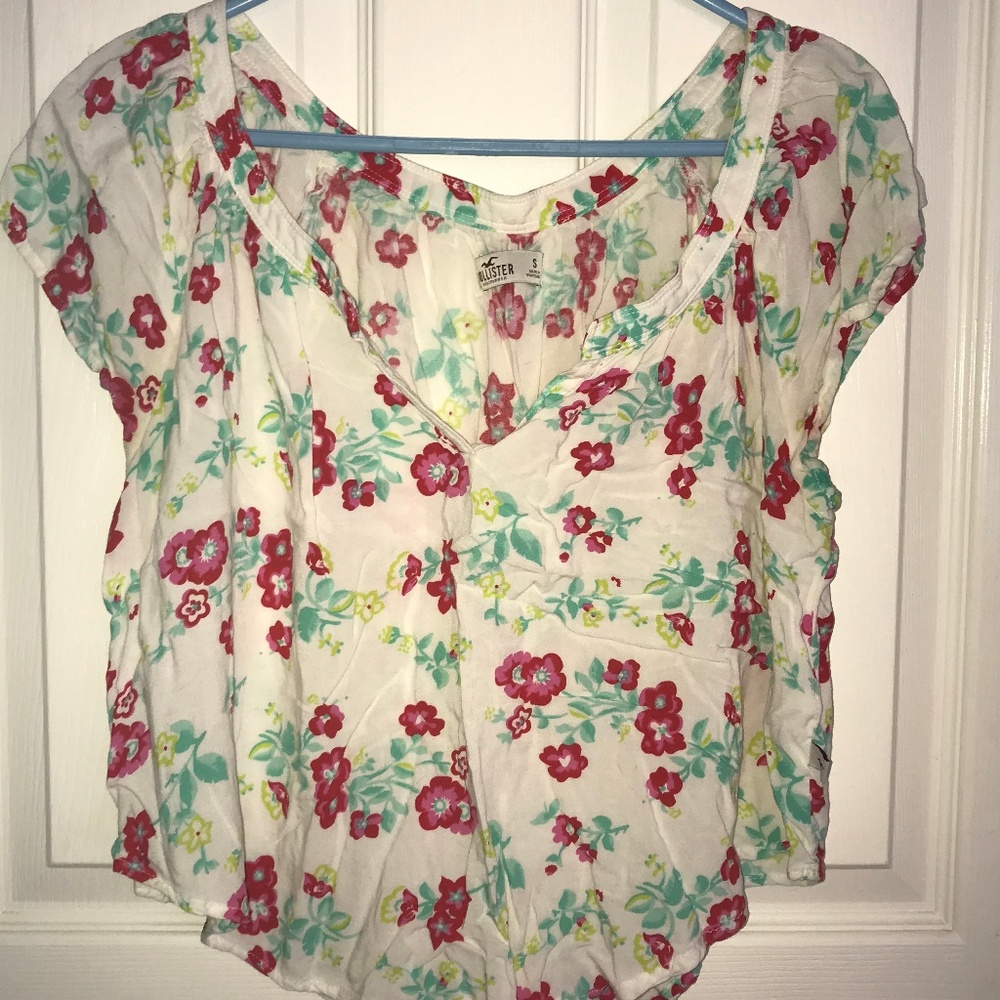 Hollister Floral Top